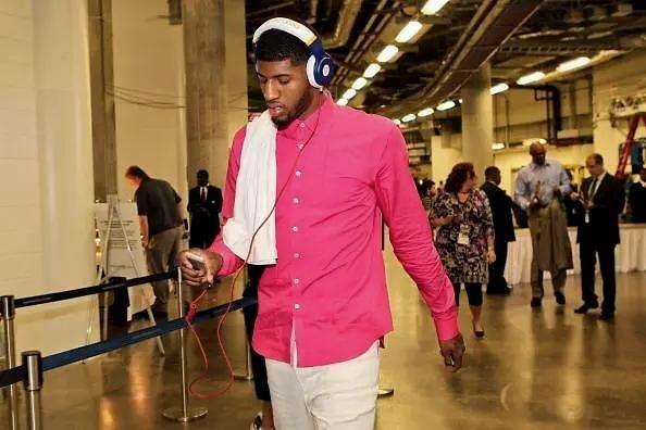 收藏级回忆：我的齐达内与 26 年绿茵时光（珍藏版记忆：与齐达内相伴的26年足球人生）