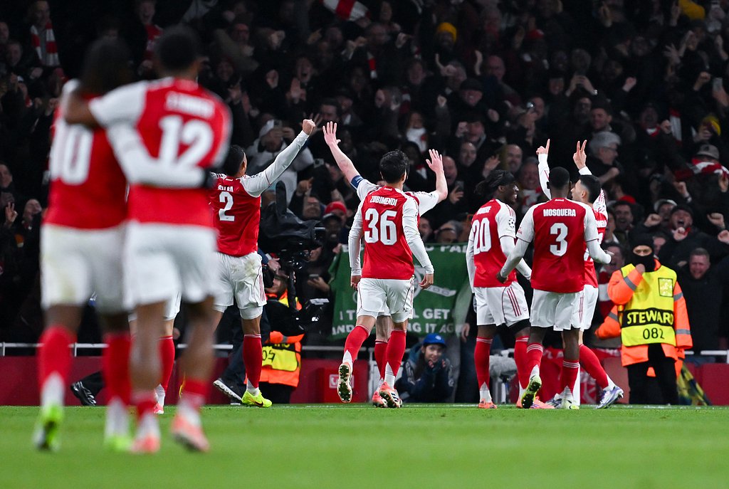 中超：北京国安客场2-1逆转上海申花（中超联赛：北京国安客场2比1逆转战胜上海申花）