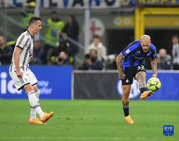 前NV自由人转战WBG后状态下滑引热议（前NV自由人加盟WBG后表现下滑引发热议）