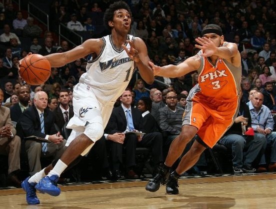 诺伊尔送礼+凯恩隐身！阿森纳3-1拜仁揭秘：欧冠5连胜靠的真是玄学？（诺伊尔失误送礼+凯恩迷失！阿森纳3-1拜仁背后：欧冠五连胜真靠玄学？）