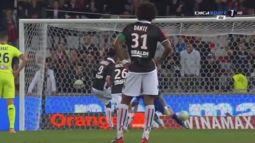 曼晚：续约奥赖利，曼城正通过新老交替来实现俱乐部长期愿景（曼晚：曼城与奥赖利续约，以新老更替推进俱乐部长期蓝图）