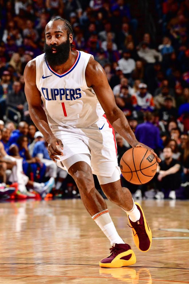 若日尼奥：萨拉赫是个好球员，我相信他很快能重整旗鼓（若日尼奥：萨拉赫实力不俗，我相信他很快会找回状态）