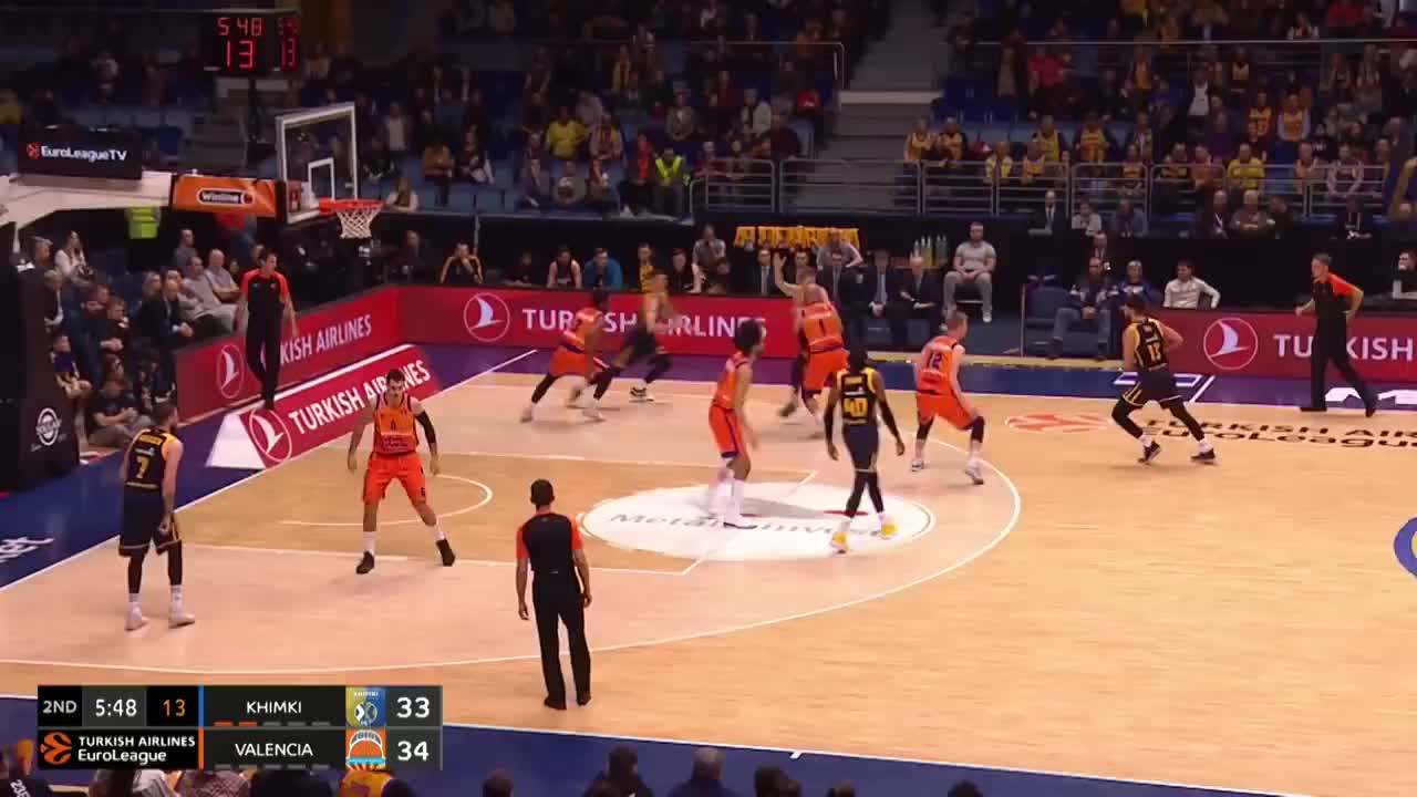 名宿：国米意甲最强，劳塔罗这样的球员能左右球队和主帅命运（名宿称：国米称霸意甲，劳塔罗级球星足以改写球队与教练命运）