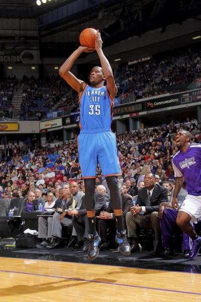 马德兴：路易斯肯定离开申花，阿苏埃和米内罗大概率被留用（马德兴：路易斯铁定离开申花，阿苏埃与米内罗有望继续留队）