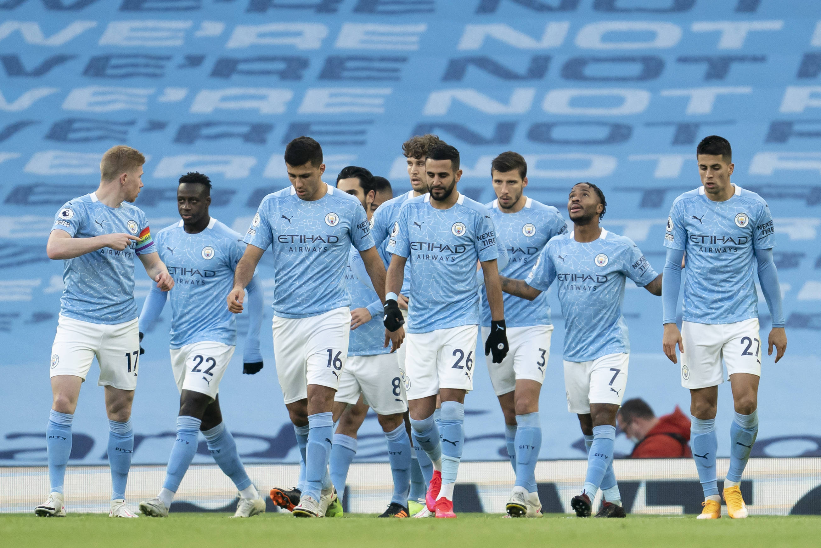 篮球NBA史上新纪录诞生，连续三场50+！（NBA历史被改写：连续三战50+创纪录）