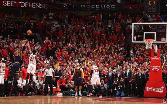 官方：河南队与体育总监贝拉-加西亚续约（官宣：河南队续约体育总监贝拉-加西亚）