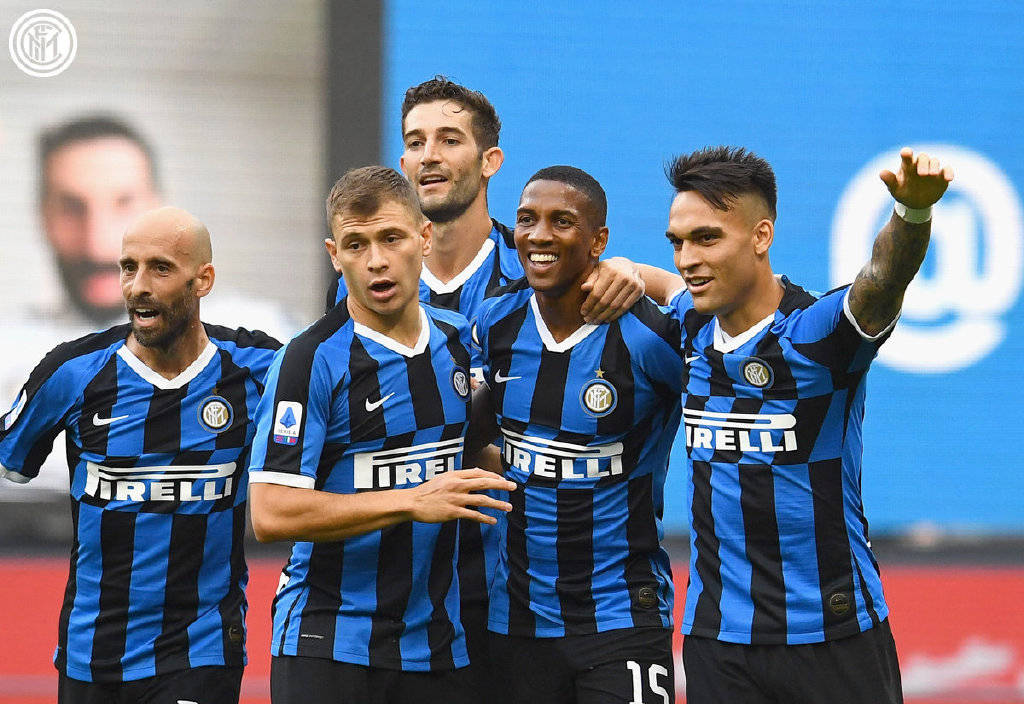 斯玛特：训练感觉很好，计划出战下场NBA杯1／4决赛（斯玛特训练状态良好，预计出战下轮NBA杯四分之一决赛）