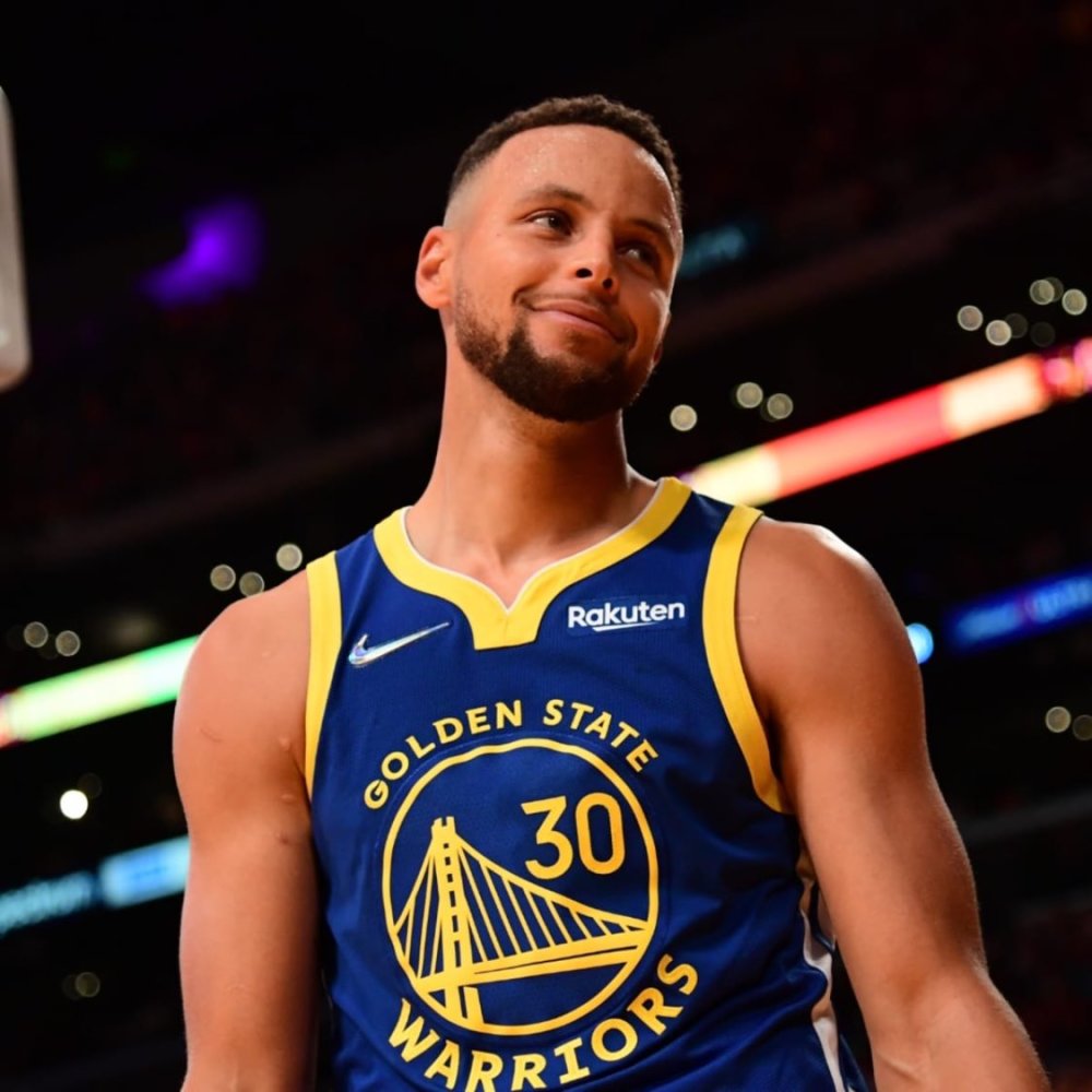 剑南春丨尤文客场1-1佛罗伦萨，科斯蒂奇、曼德拉戈拉世界波（剑南春丨尤文客场1比1战平佛罗伦萨，科斯蒂奇与曼德拉戈拉各献世界波）