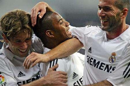 记者：伊萨克已回归纽卡训练，本周他将与俱乐部讨论未来（记者：伊萨克重返纽卡训练，本周将与俱乐部商讨未来规划）